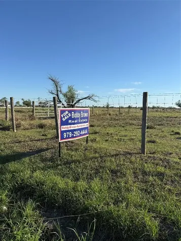17126 Brumbelow Road Needville TX 77461