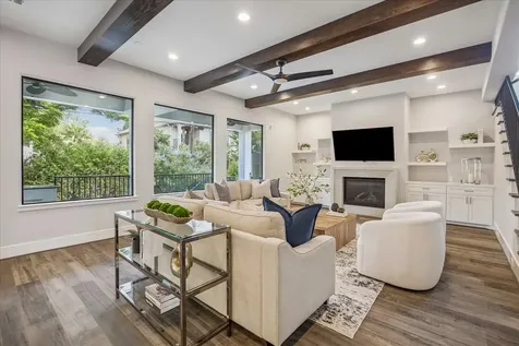 4532 Mimosa Drive Bellaire TX 77401
