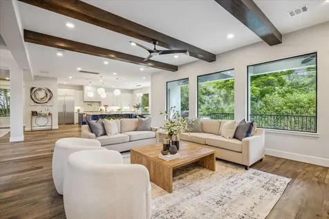 4532 Mimosa Drive Bellaire TX 77401