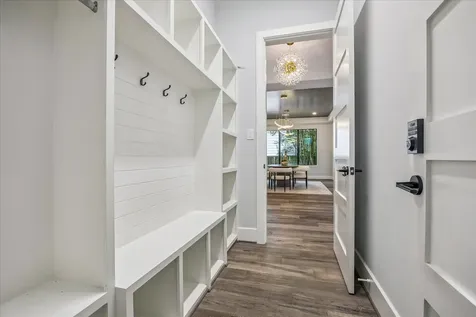 4532 Mimosa Drive Bellaire TX 77401
