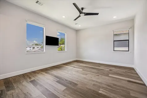 4532 Mimosa Drive Bellaire TX 77401