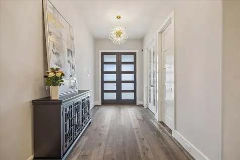4532 Mimosa Drive Bellaire TX 77401