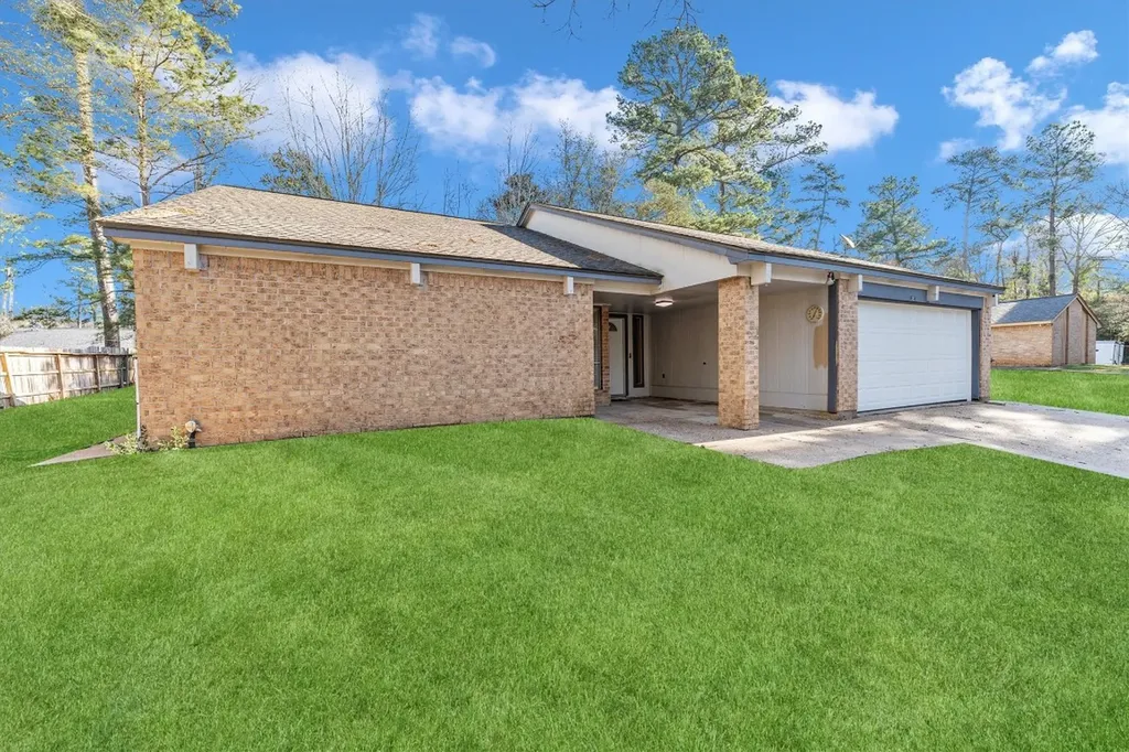 3353 Knob Oaks Drive Huntsville TX 77340