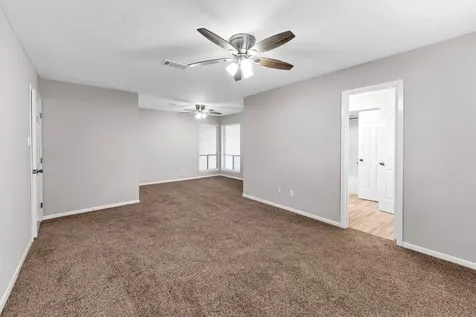 3353 Knob Oaks Drive Huntsville TX 77340