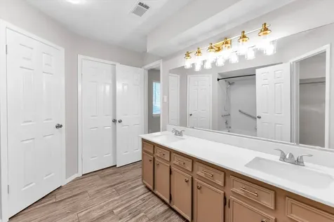 3353 Knob Oaks Drive Huntsville TX 77340
