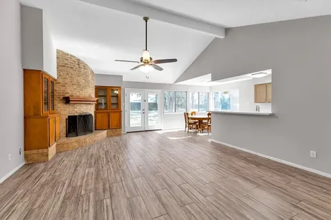3353 Knob Oaks Drive Huntsville TX 77340