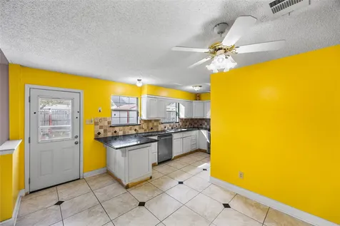 7211 Sandswept Lane Houston TX 77086