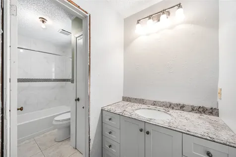 7211 Sandswept Lane Houston TX 77086