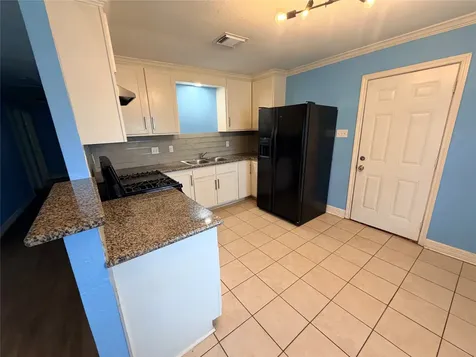 110 Gans Street Houston TX 77029