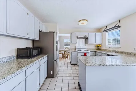 1207 Hollowood Lane Missouri City TX 77489