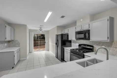 10 Treadwell Place The Woodlands TX 77381