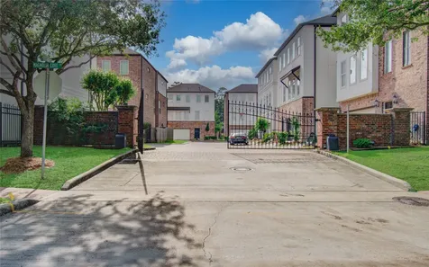 1739 Dominica Drive Houston TX 77345