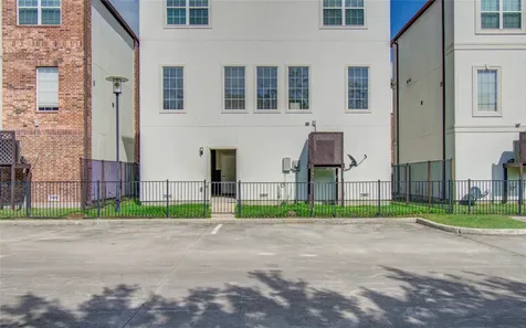 1739 Dominica Drive Houston TX 77345