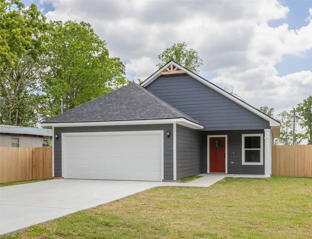 905 A W Virginia Street Navasota TX 77868