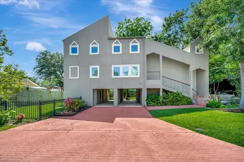 112 Oak Road Clear Lake Shores TX 77565