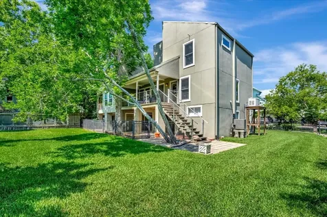 112 Oak Road Clear Lake Shores TX 77565