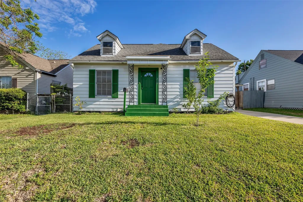 218 Olive Avenue Pasadena TX 77506