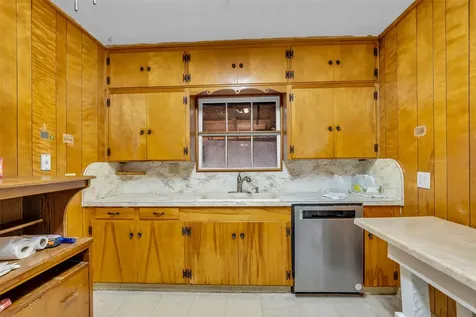 218 Olive Avenue Pasadena TX 77506