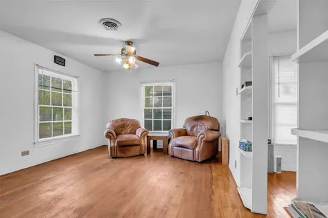 218 Olive Avenue Pasadena TX 77506