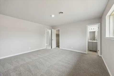 5922 Fontenelle Drive Houston TX 77035