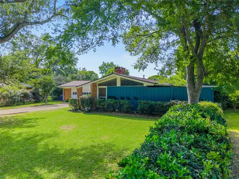 114 20th Avenue Texas City TX 77590