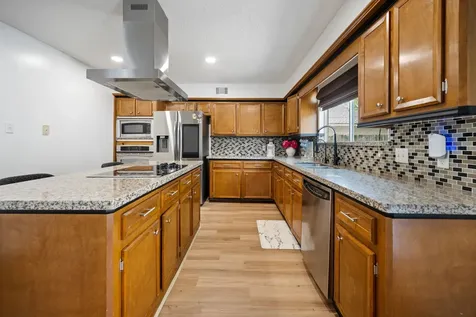 14907 Oak Bluff Court Houston TX 77070