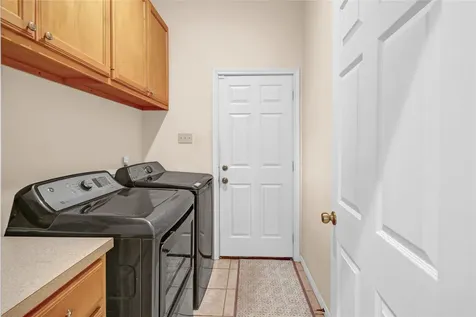 123 Jamestown Avenue Clute TX 77531