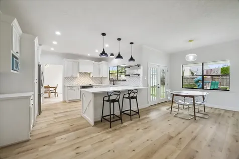 823 Millpond Drive Sugar Land TX 77498