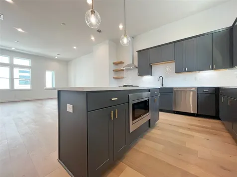 326 Eastwood Street Houston TX 77011