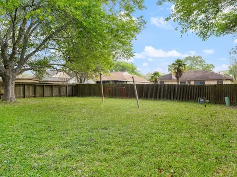 13 Columbella Street Bay City TX 77414