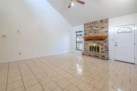 13 Columbella Street Bay City TX 77414