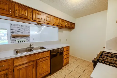 13 Columbella Street Bay City TX 77414
