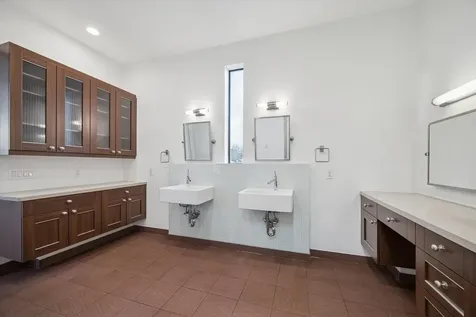 118 Tuam Street Houston TX 77006