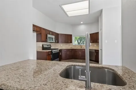 3126 Lakefield Way Sugar Land TX 77479