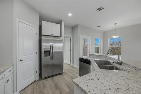 608 Mustang Circle Nixon TX 78140