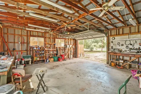 21 Scott Road Huntsville TX 77320