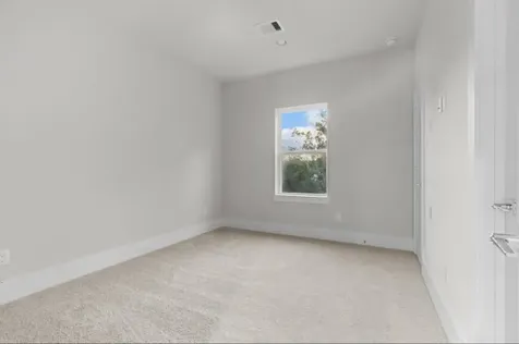 836 Fisher Street D Houston TX 77018