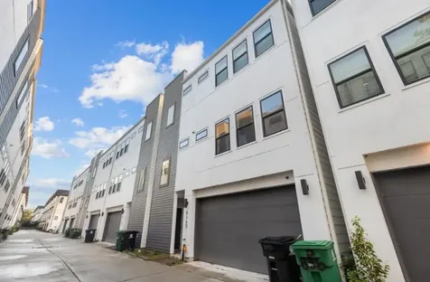 836 Fisher Street D Houston TX 77018