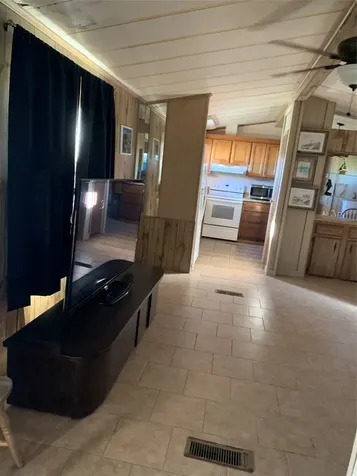 911 N 15th Street Port O Connor TX 77982