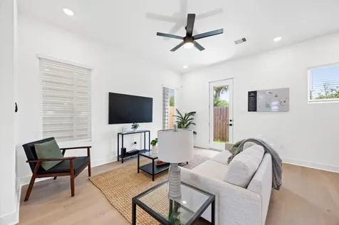 5812 Highland Sky Lane Houston TX 77091