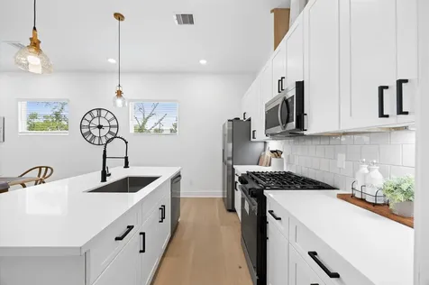 5812 Highland Sky Lane Houston TX 77091