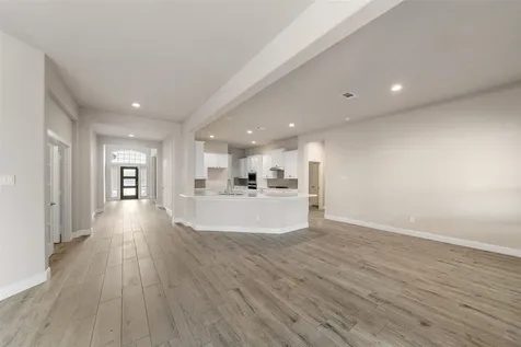 1524 N Blue Bonnet Lane Angleton TX 77515