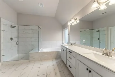 1524 N Blue Bonnet Lane Angleton TX 77515