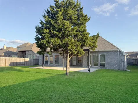 1524 N Blue Bonnet Lane Angleton TX 77515