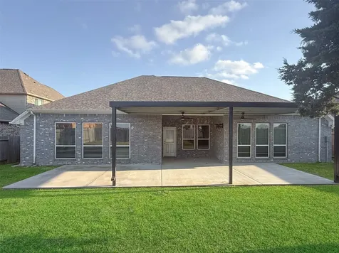 1524 N Blue Bonnet Lane Angleton TX 77515