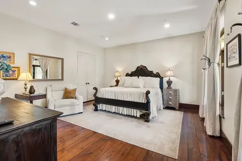 354 Piney Point Road Houston TX 77024