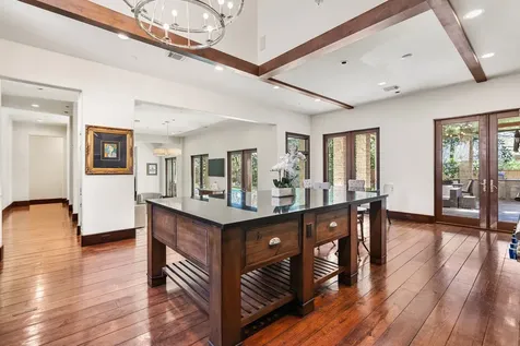 354 Piney Point Road Houston TX 77024