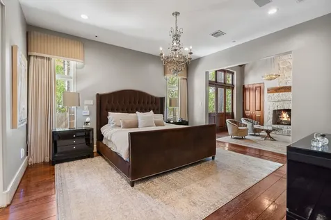 354 Piney Point Road Houston TX 77024