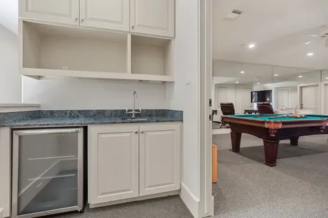 354 Piney Point Road Houston TX 77024