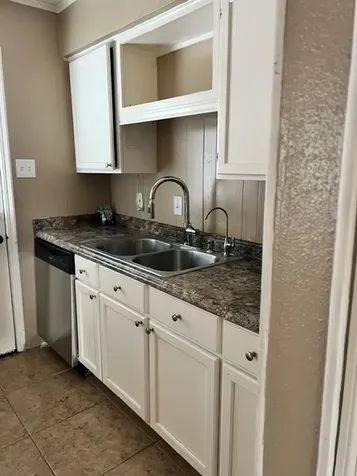 7918 Prestwood Drive 12 Houston TX 77036
